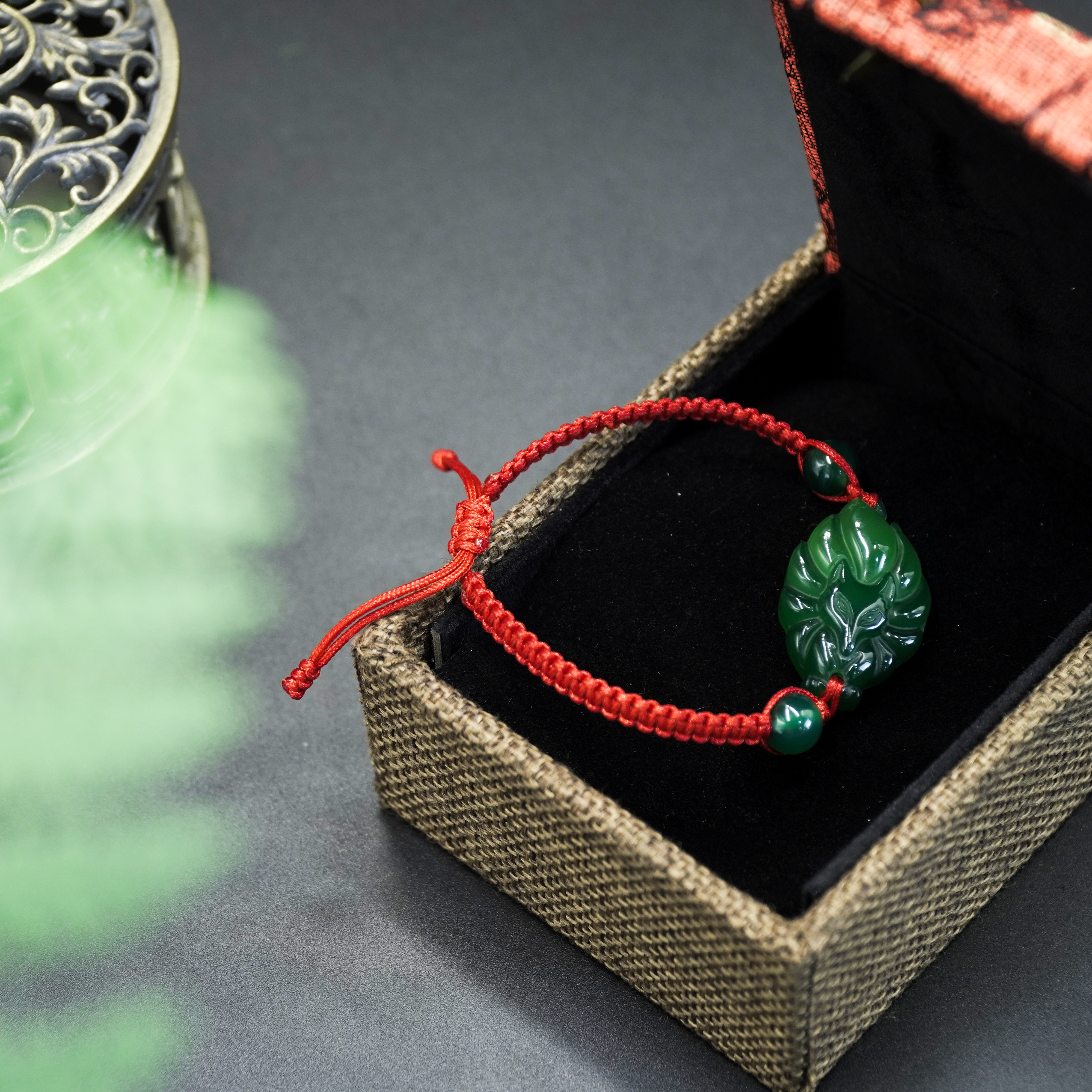 กำไลด้ายแดงจิ้งจอกเก้าหาง