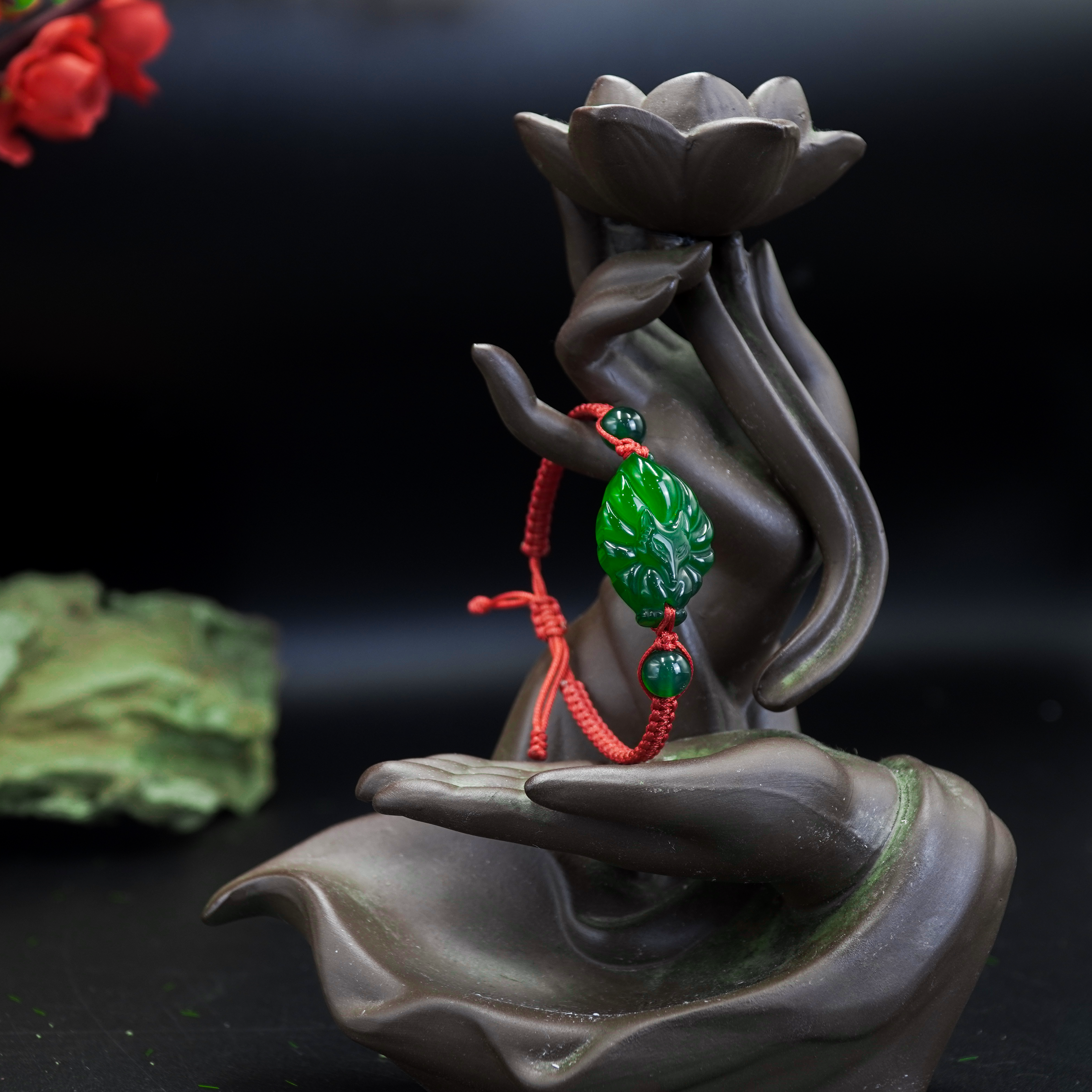 กำไลด้ายแดงจิ้งจอกเก้าหาง