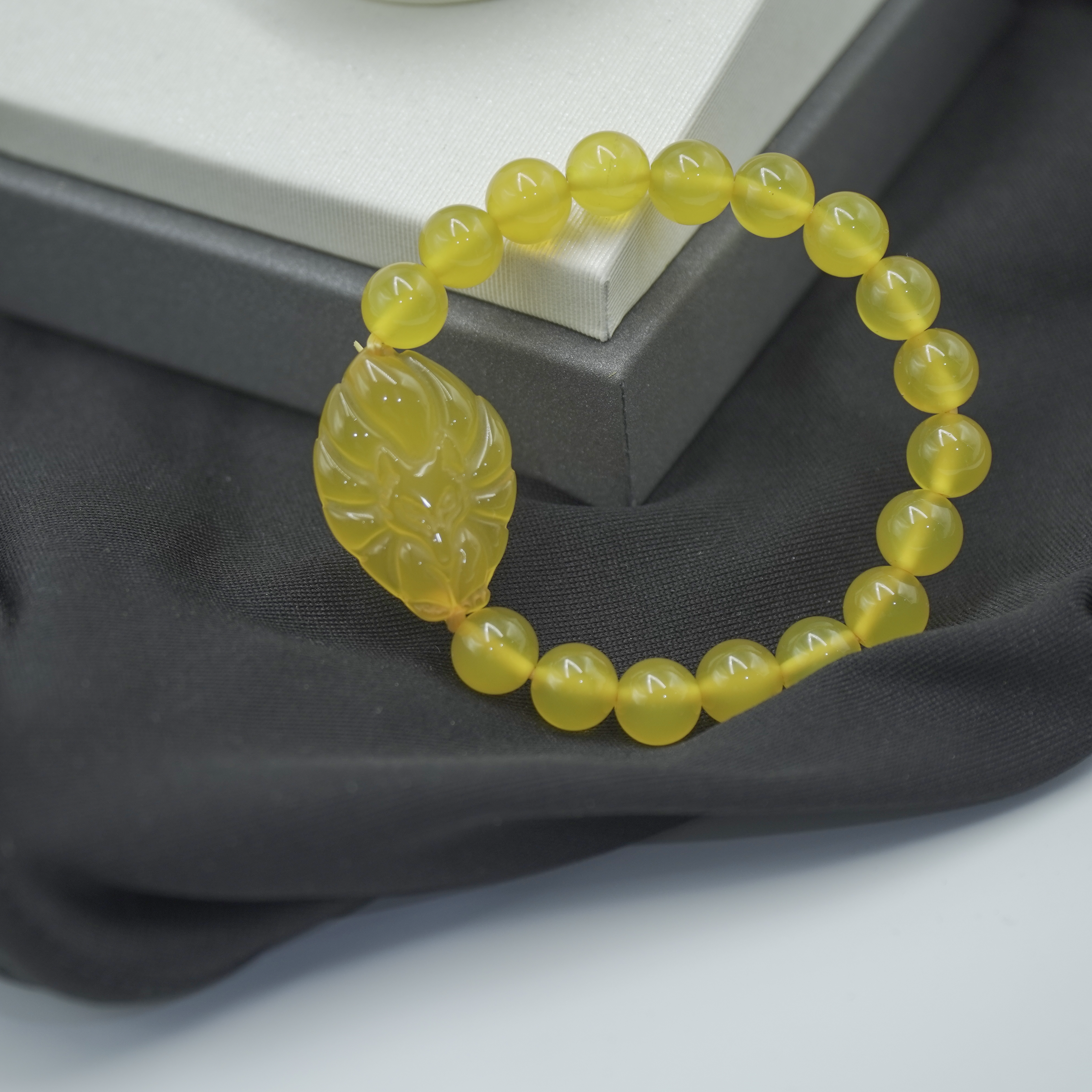 กำไลหินนำโชคจิ้งจอกเก้าหาง