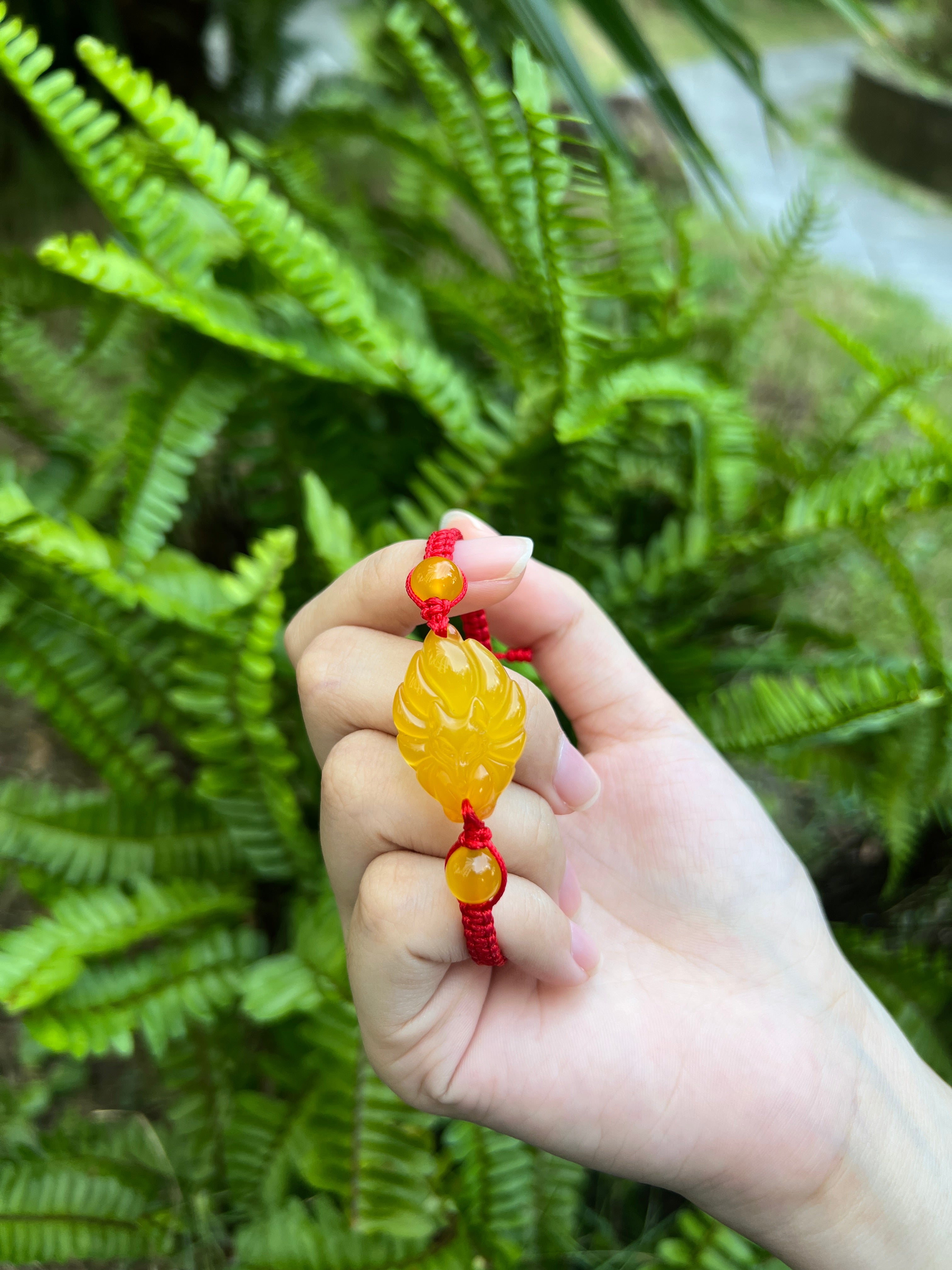 กำไลด้ายแดงจิ้งจอกเก้าหาง